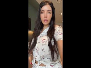 tiktok yas dubai daily 2025 08 29 09 00 53 720p hi mp4