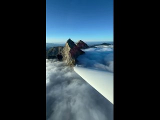 how the clouds fall. cloud -capad.